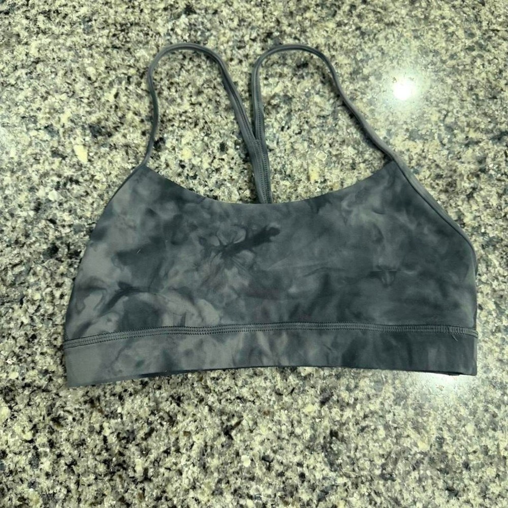 Lululemon Flow Y Nulu Bra *Light Support, A–C Cups Diamond Dye Pitch Grey - Picture 2 of 4